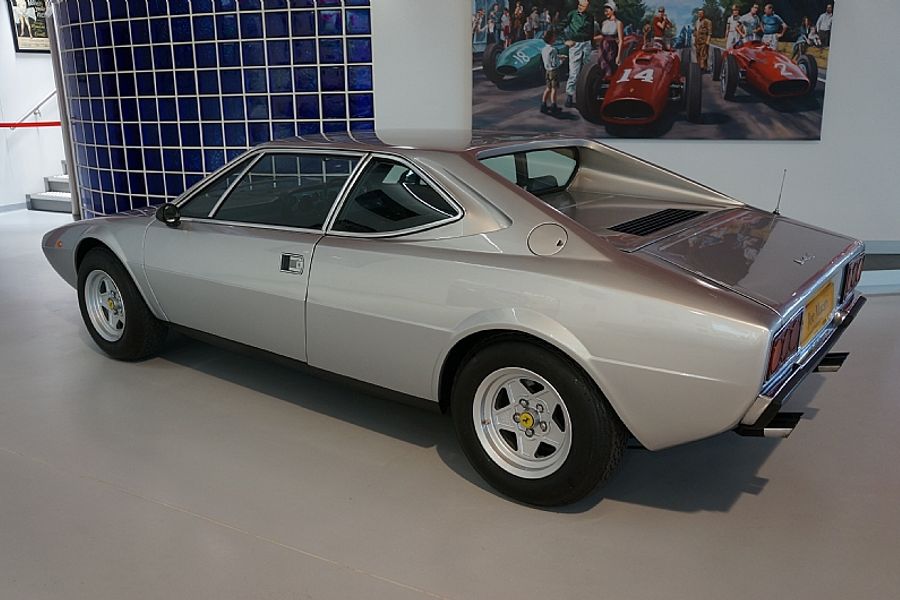 1979 Ferrari 308 GT4