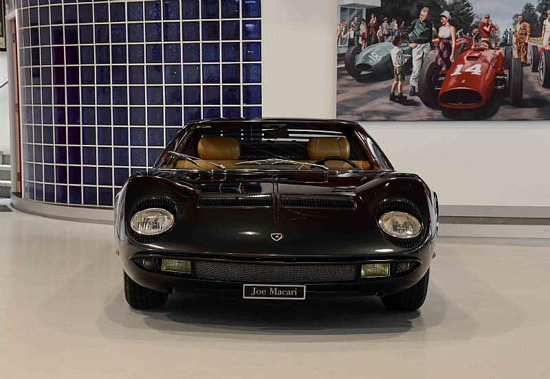 リーパラモリア 1967 Lamborghini Miura Previously Sold | Joe Macari