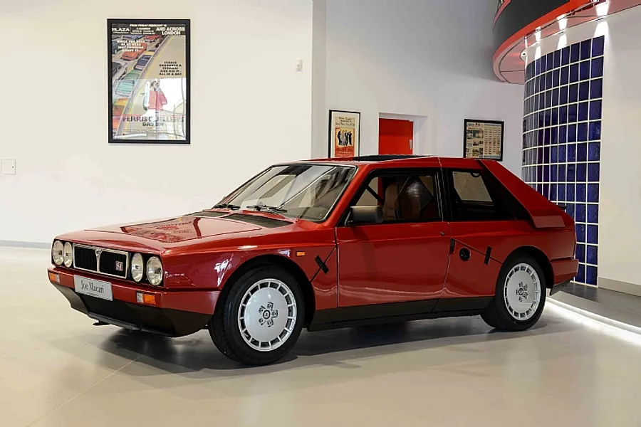 1985 Lancia Delta S4 Stradale