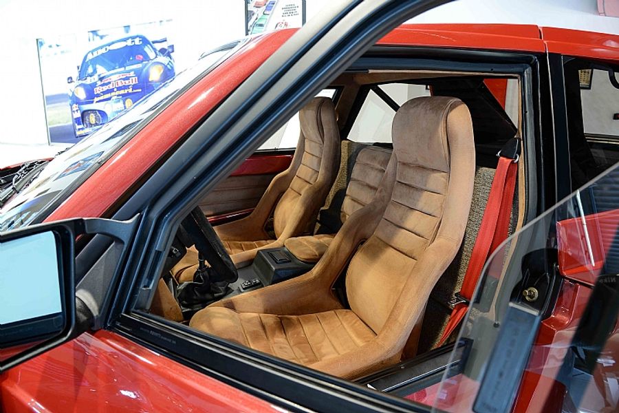 1985 Lancia Delta S4 Stradale