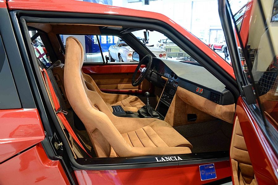 1985 Lancia Delta S4 Stradale