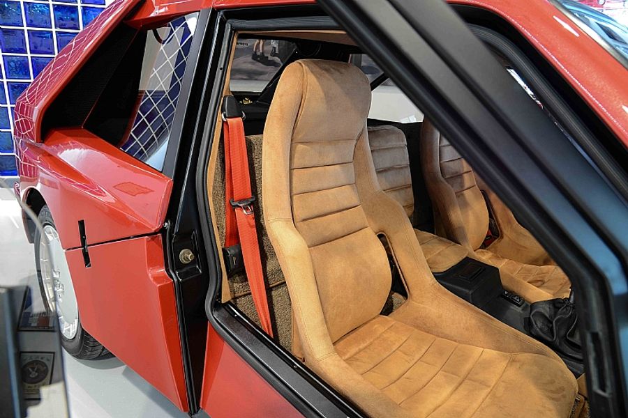 1985 Lancia Delta S4 Stradale