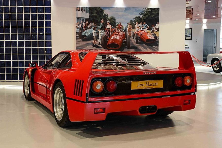 1987 Ferrari F40