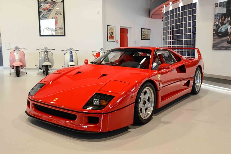 1987 Ferrari F40