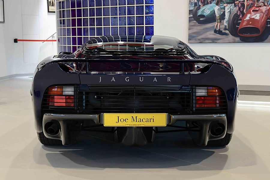 1993 Jaguar XJ220