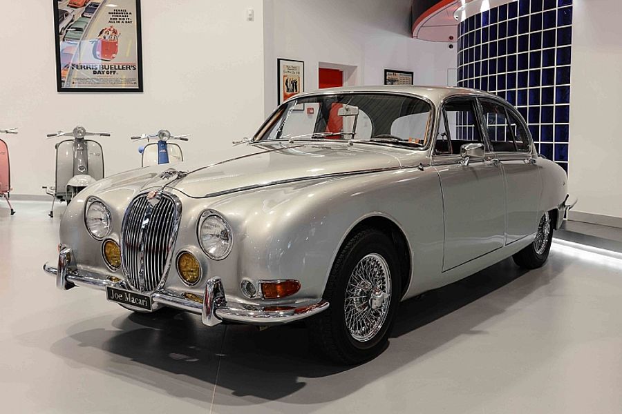 1964 Jaguar S-Type 3.8 Saloon