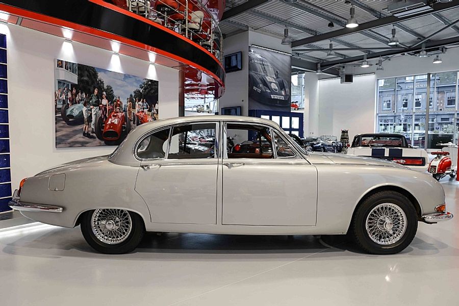 1964 Jaguar S-Type 3.8 Saloon