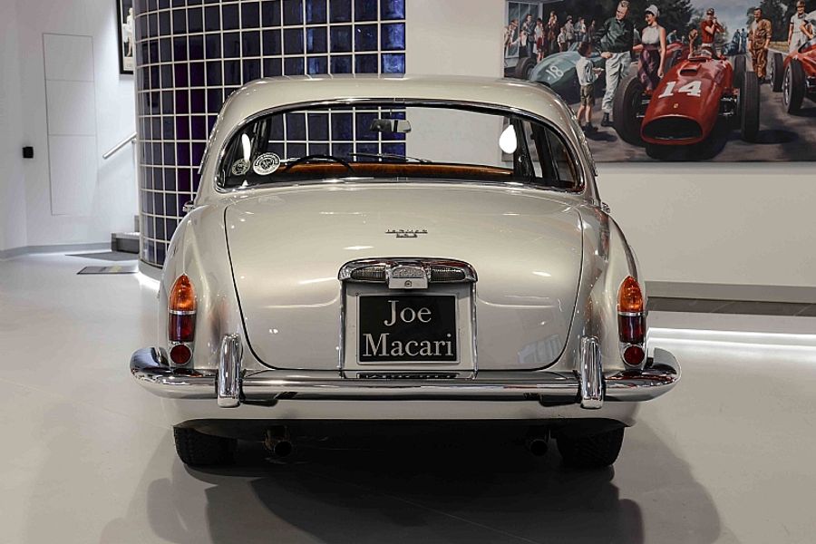1964 Jaguar S-Type 3.8 Saloon