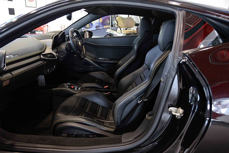2012 Ferrari 458 Italia