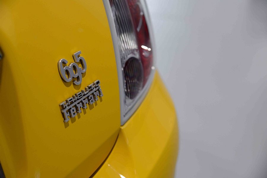 2011 Abarth Fiat  695 Tributo