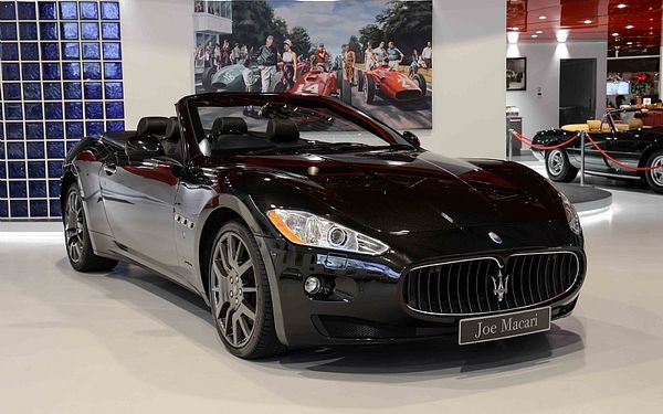 2010 Maserati GranCabrio