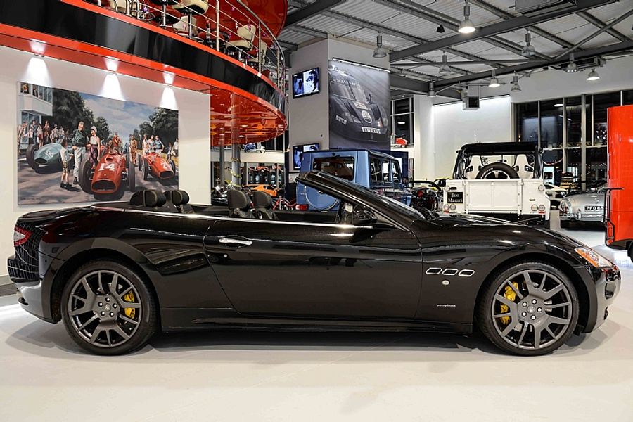 2010 Maserati GranCabrio