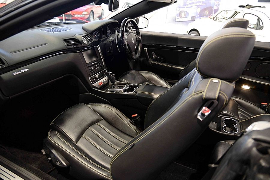 2010 Maserati GranCabrio