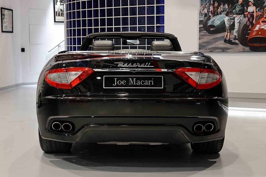 2010 Maserati GranCabrio