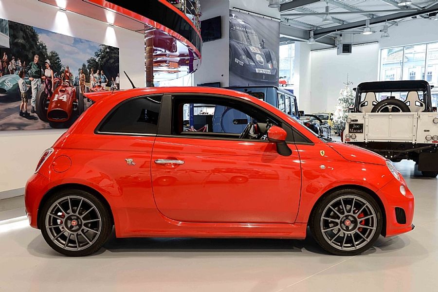 2009 Ferrari Fiat 500 Abarth  Dealers Edition