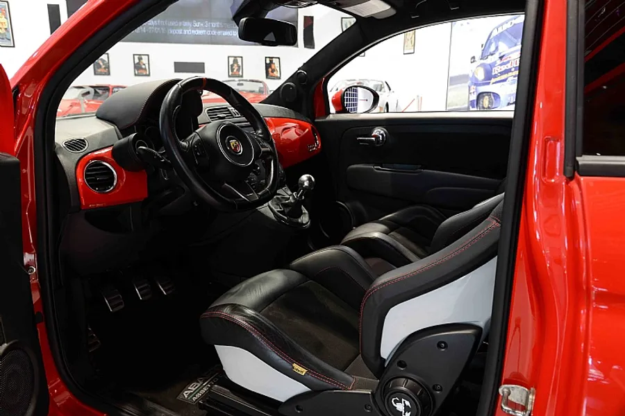 2009 Ferrari Fiat 500 Abarth  Dealers Edition