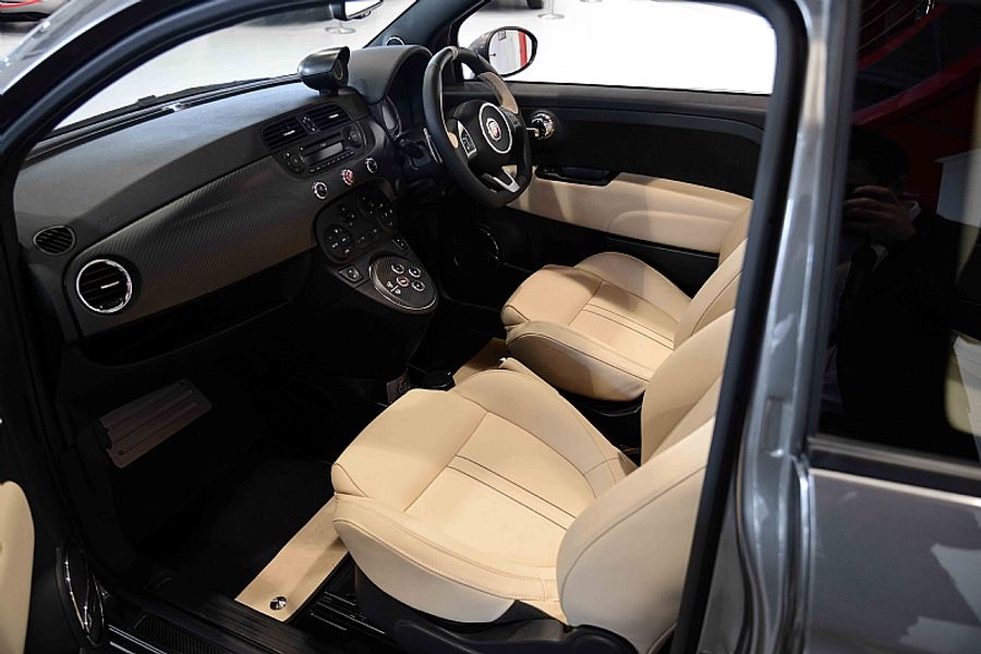 2014 Abarth Fiat 500C  Maserati Dealers Edition