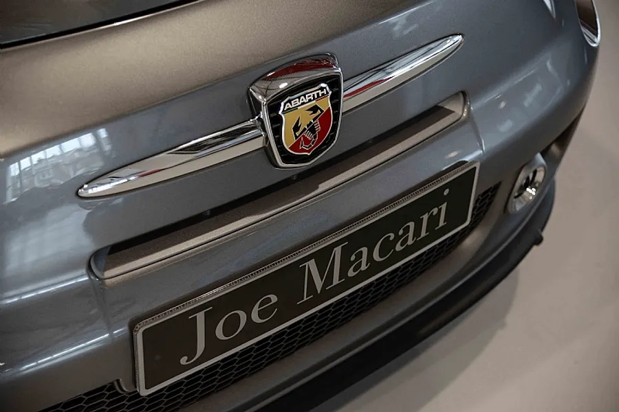 2014 Abarth Fiat 500C  Maserati Dealers Edition