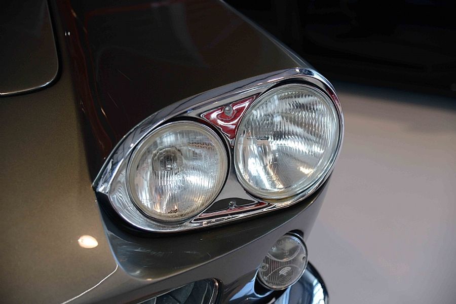 1965 Ferrari 330 GT 2+2 Mk 1