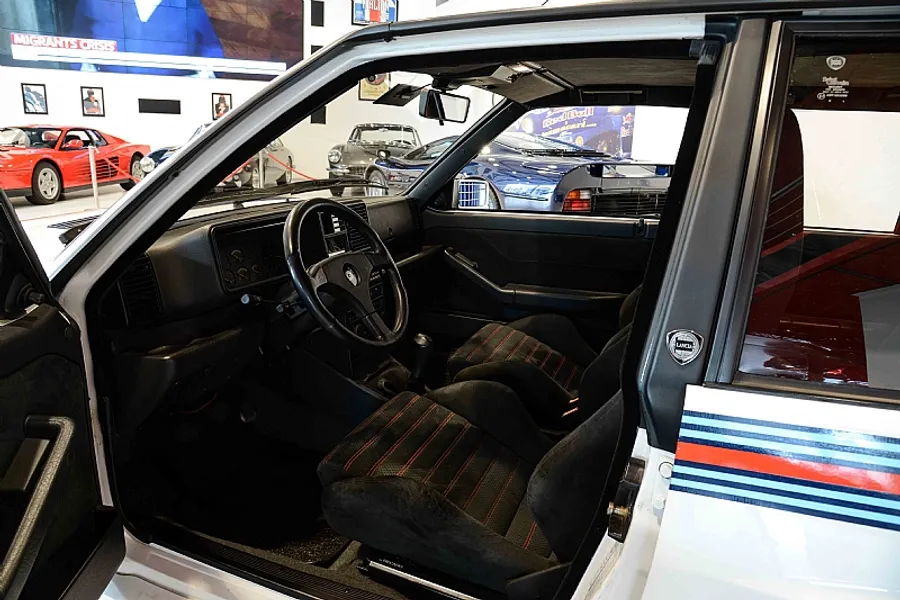 1992 Lancia Integrale Martini 5