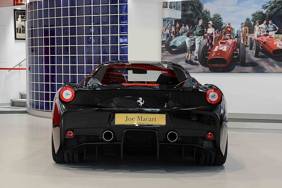 2014 Ferrari 458 Speciale LHD