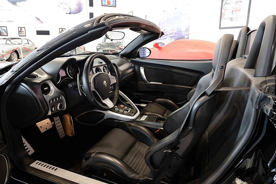 2010 Alfa Romeo 8C Spider