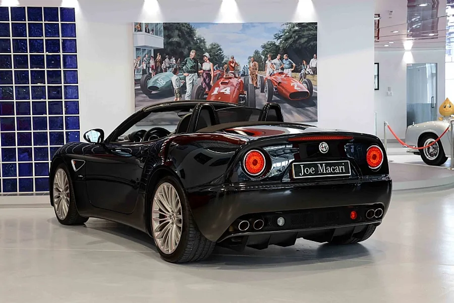 2010 Alfa Romeo 8C Spider
