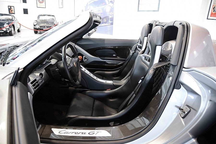 2005 Porsche Carrera GT