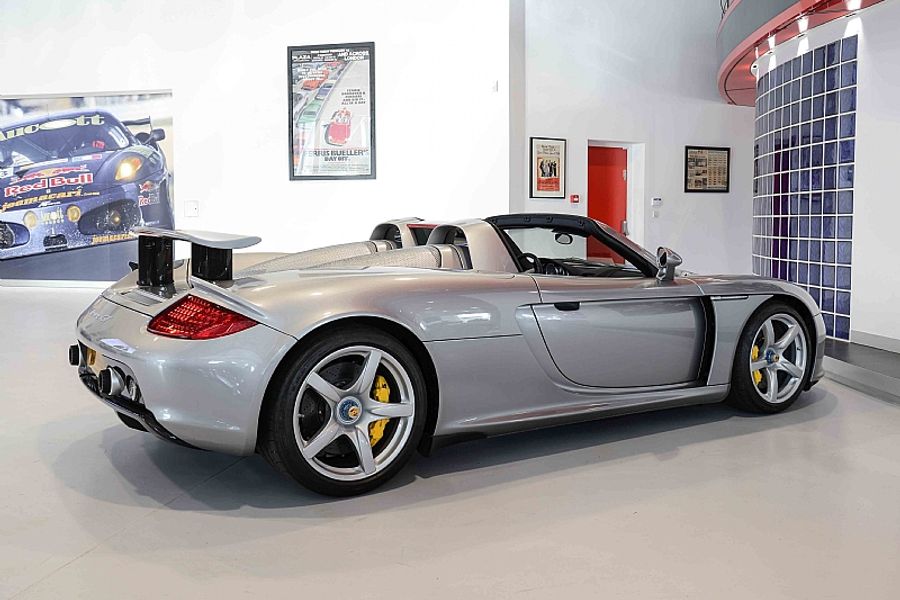 2005 Porsche Carrera GT
