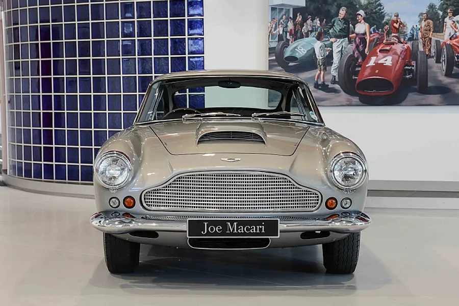 1961 Aston Martin DB4