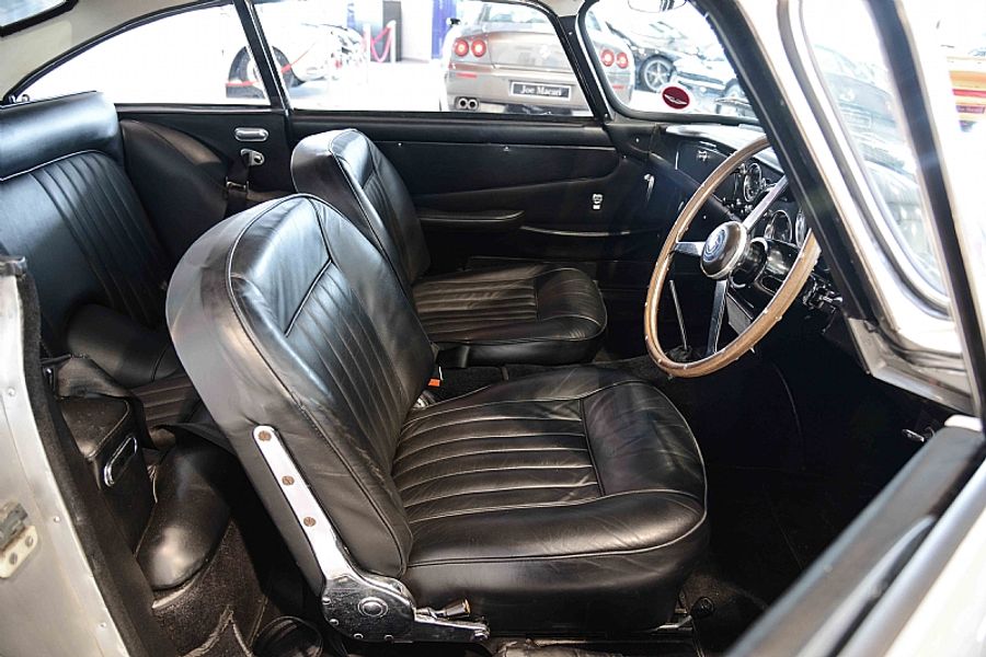 1961 Aston Martin DB4