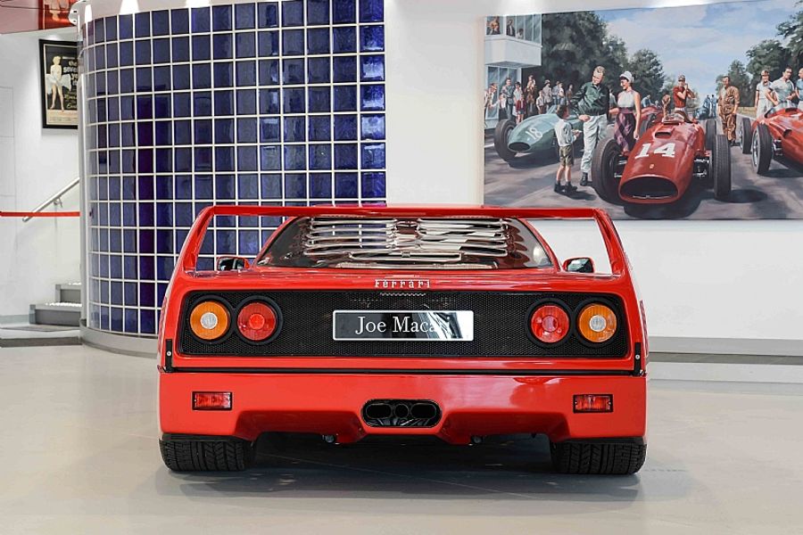 1990 Ferrari F40