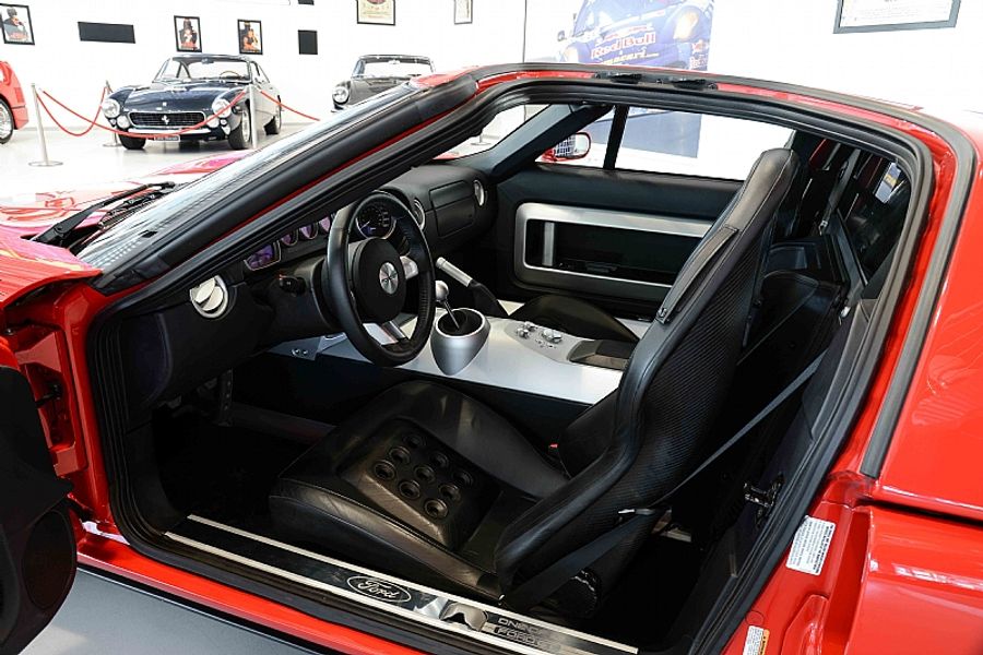 2005 Ford GT