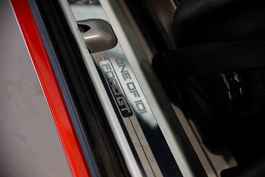 2005 Ford GT