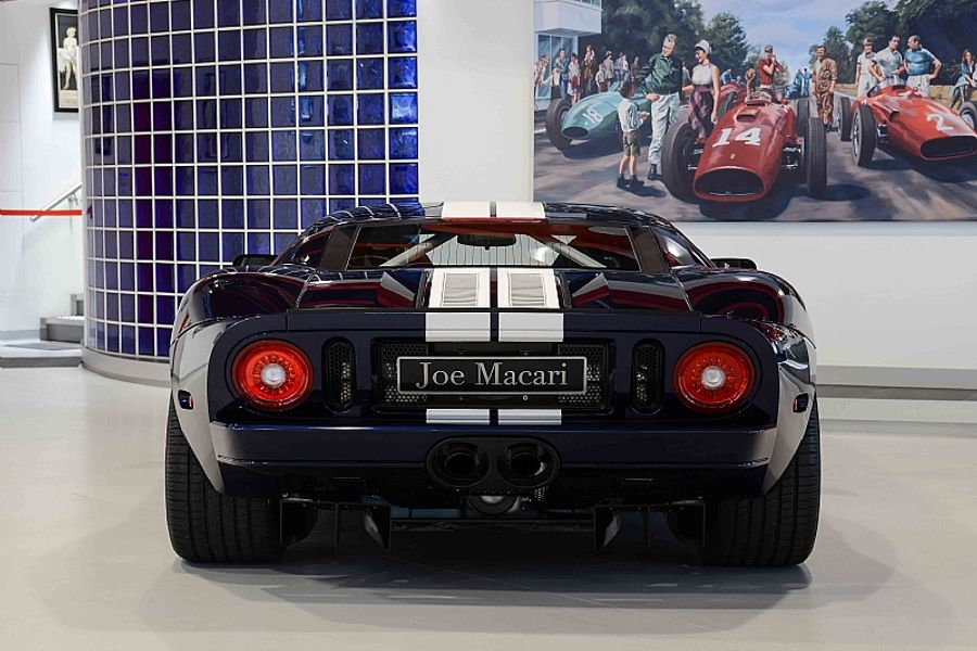 2005 Ford GT