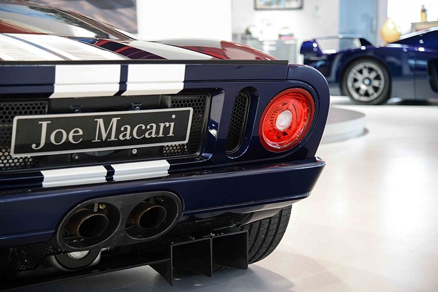 2005 Ford GT