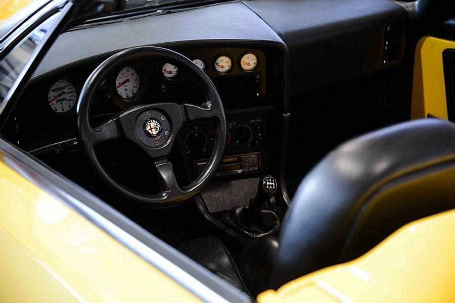 1994 Alfa Romeo RZ