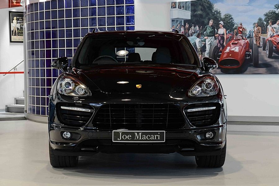 2013 Porsche Cayenne GTS