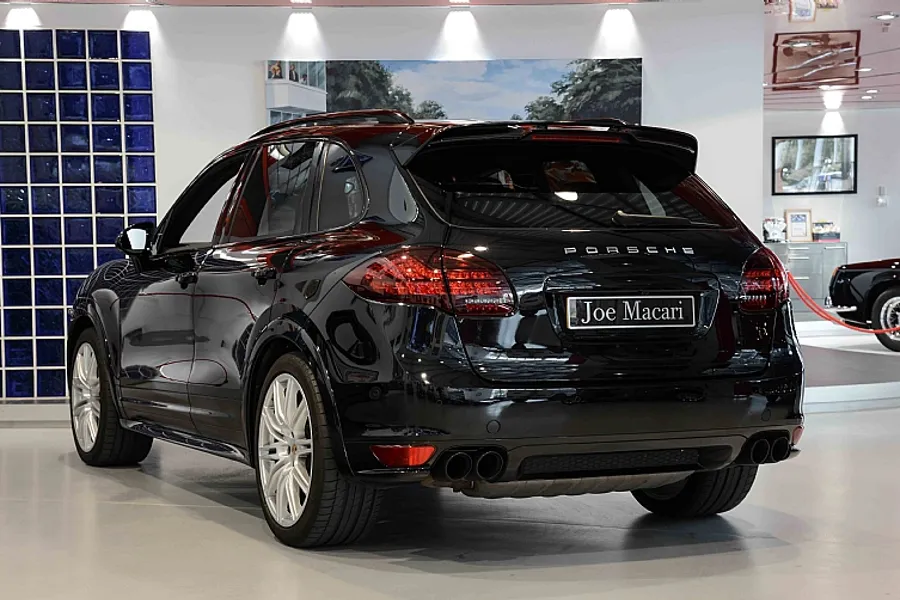 2013 Porsche Cayenne GTS