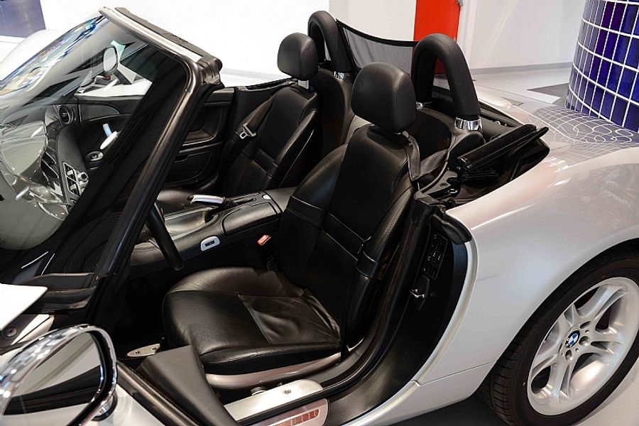 2002 BMW Z8