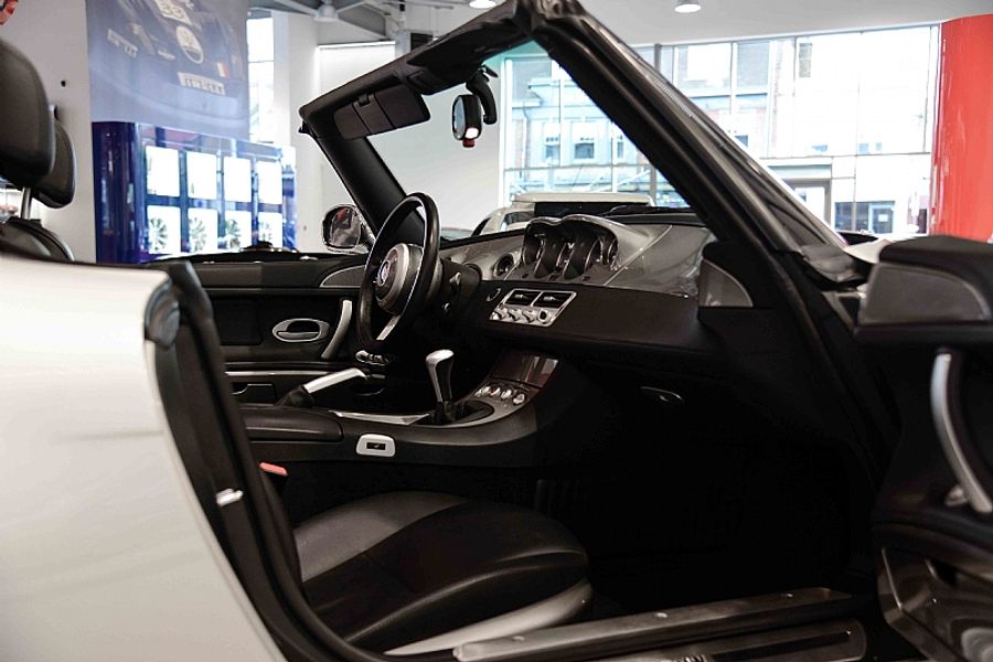 2002 BMW Z8