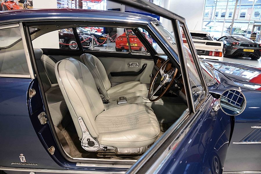 1964 Ferrari 330 GT 2+2 Mk 1
