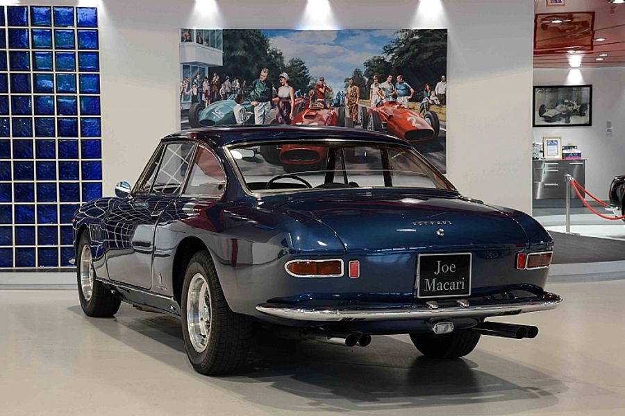 1964 Ferrari 330 GT 2+2 Mk 1