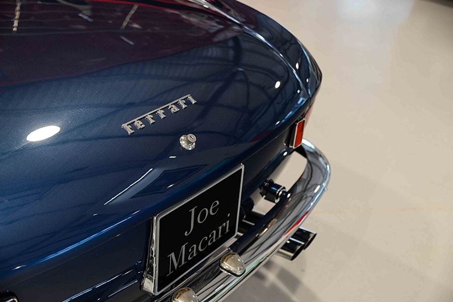 1964 Ferrari 330 GT 2+2 Mk 1