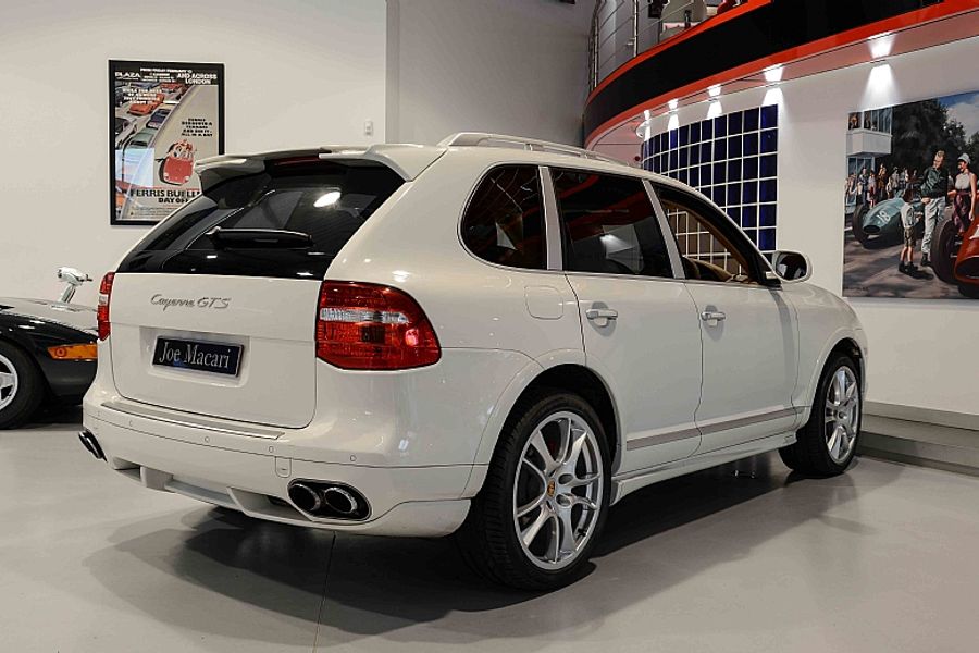 2008 Porsche Cayenne GTS