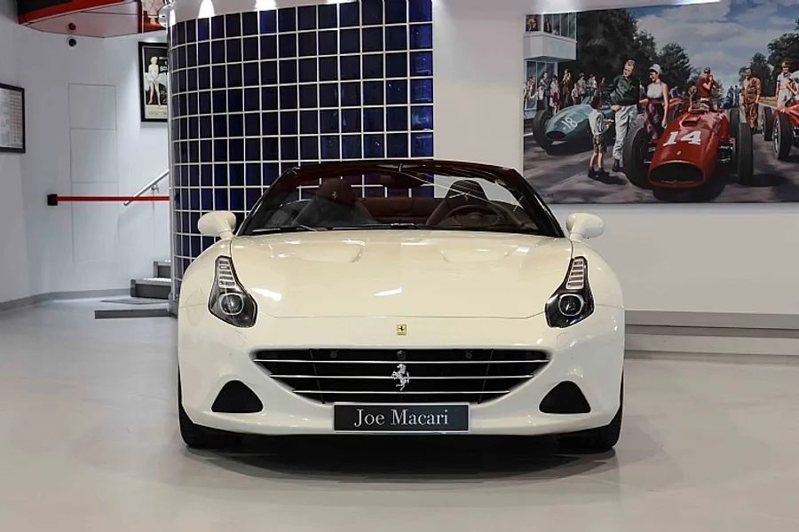 2014 Ferrari California T LHD
