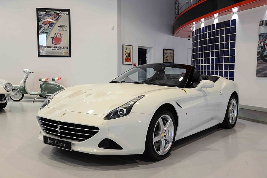 2014 Ferrari California T LHD