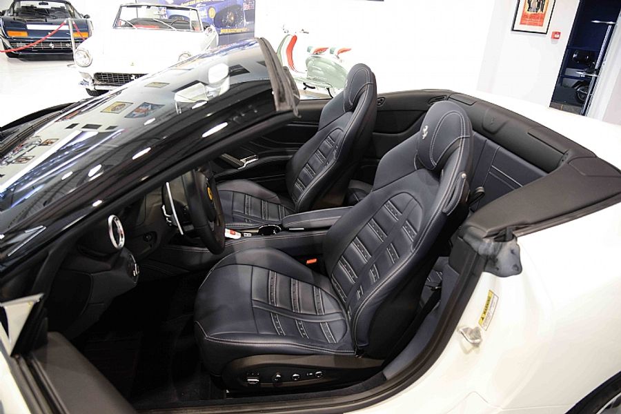 2014 Ferrari California T LHD