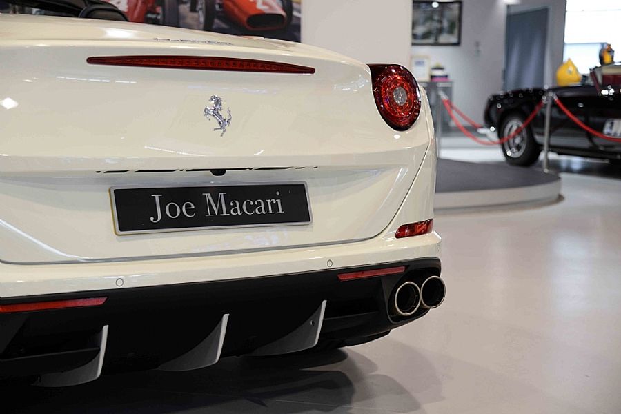 2014 Ferrari California T LHD