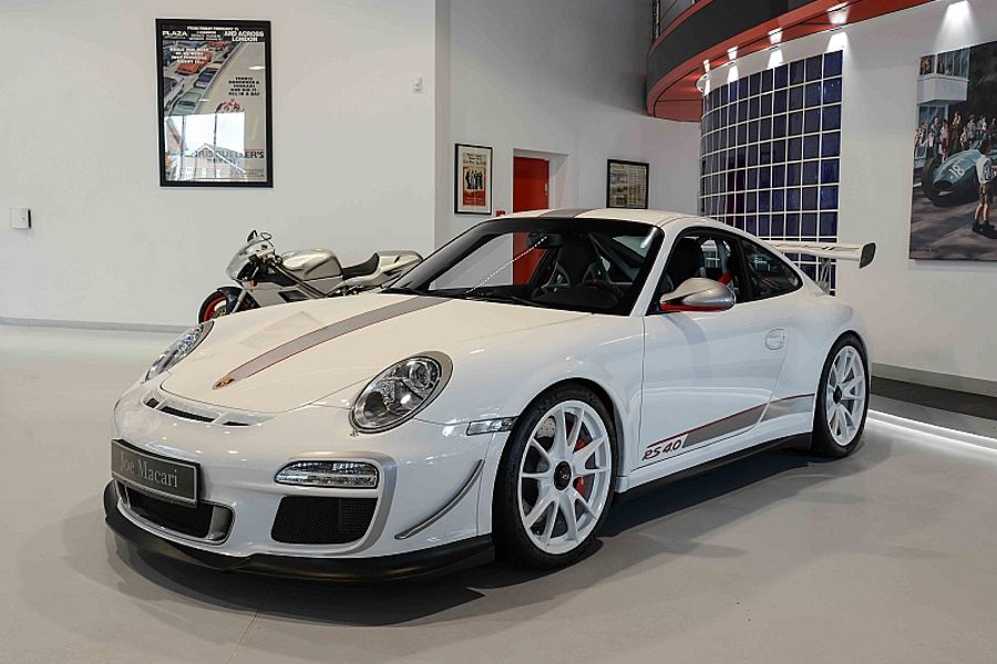 2010 Porsche GT3RS 4.0